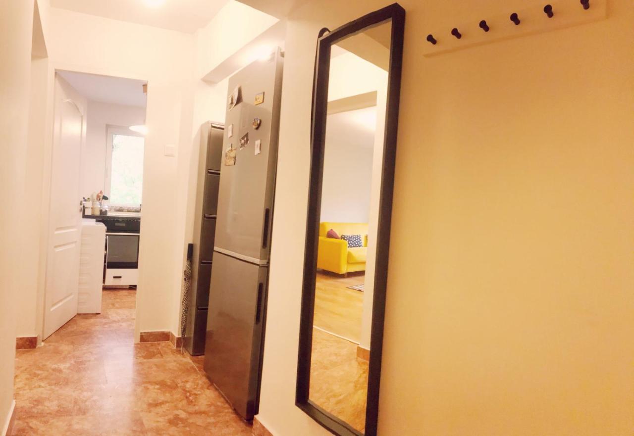 Lola'S Apartament Close To City Center بوخارست المظهر الخارجي الصورة