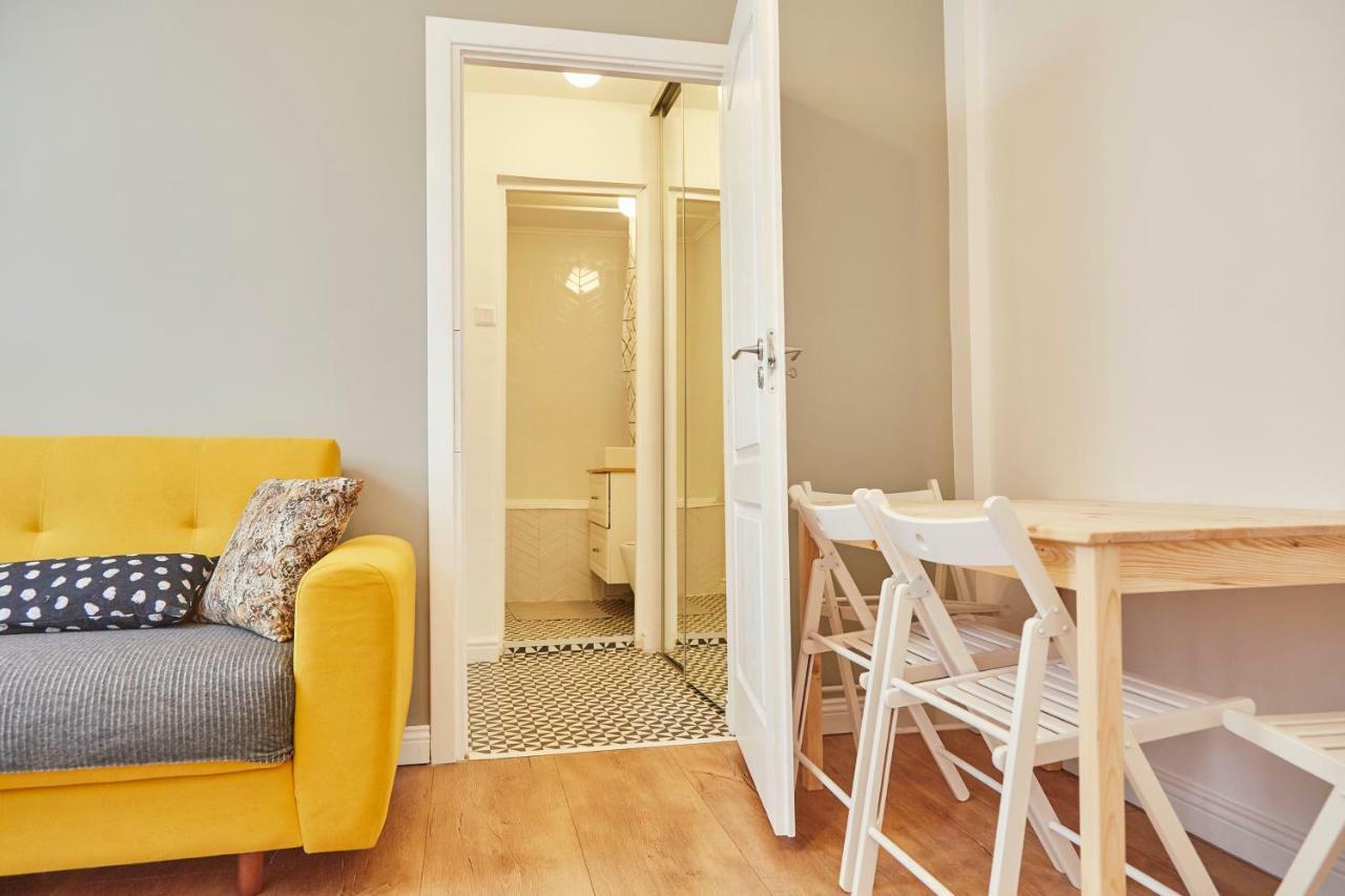 Lola'S Apartament Close To City Center بوخارست المظهر الخارجي الصورة